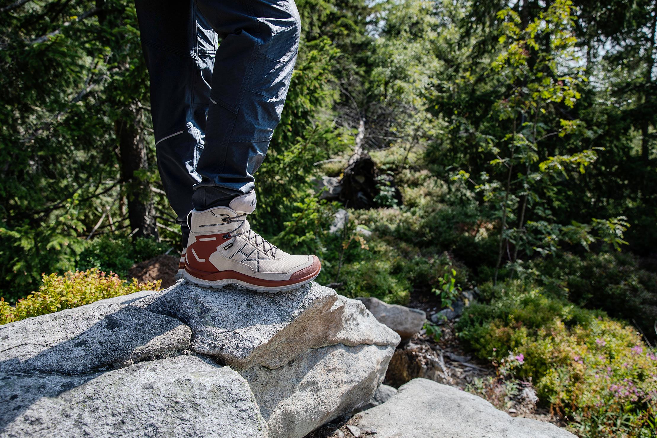 HAIX Freizeitschuh HAIX BLACK EAGLE Adventure 3.0 GTX mid/copper-beige, Größe UK 9.5 / EU 44