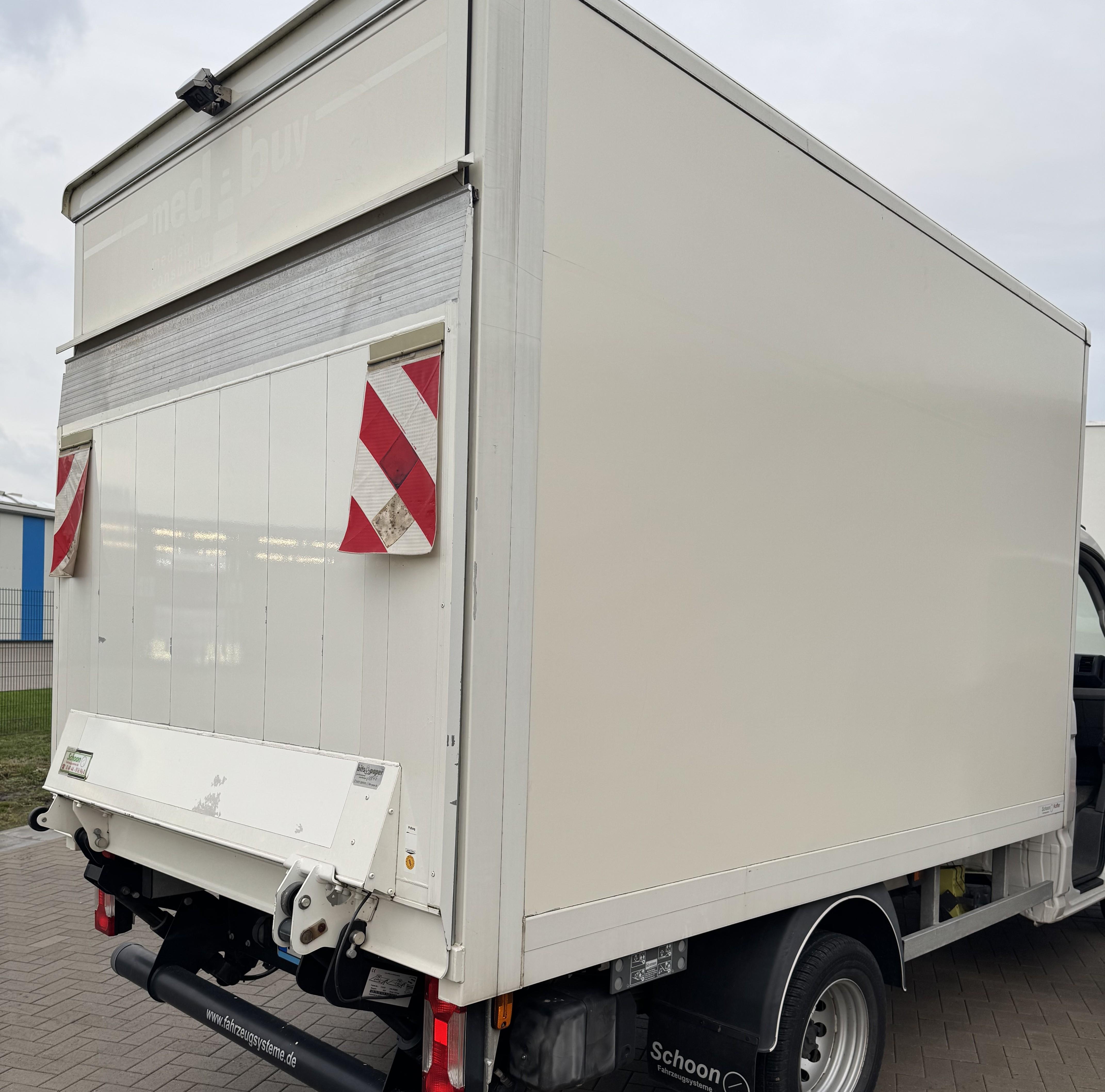 Gebrauchtfahrzeug Volkswagen Crafter 50, weiß, EZ: 10.05.2021