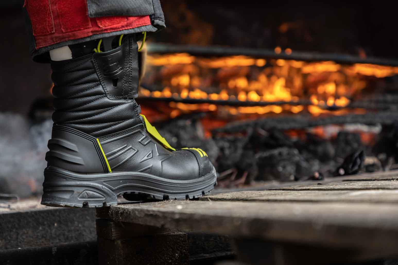 Feuerwehrstiefel HAIX FIRE EAGLE 2.0, Größe UK 6.0 / EU 39